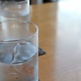 【間違えやすいお水の知識】ミネラルウォーターと天然水の違い
