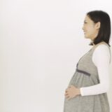 妊婦さんはお水の飲む量を普段より少し多めにしましょう