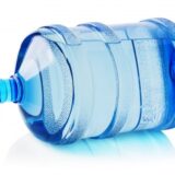 ウォーターサーバーのボトル交換の正しい方法とは？