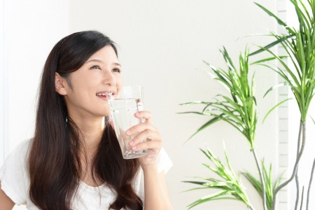 水分補給で肩こりを改善