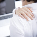 活性酸素で起こる肩こりを解消する方法とは？