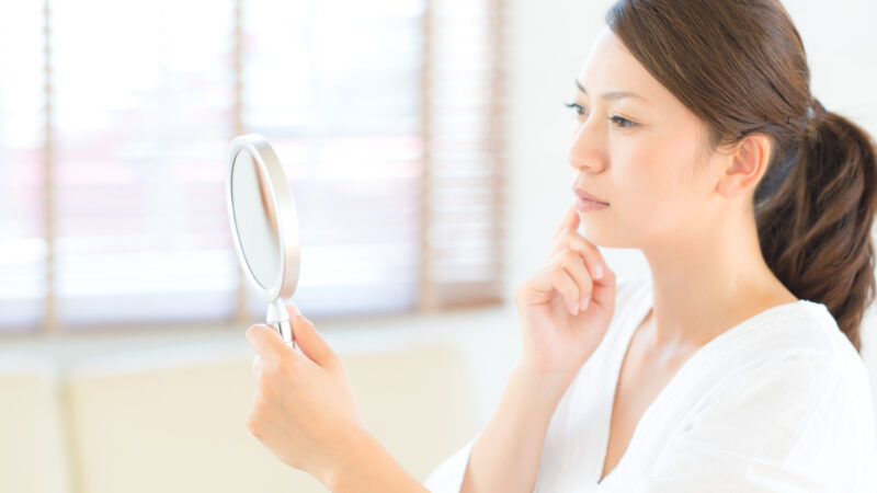 水素水で肌荒れを改善できるの？