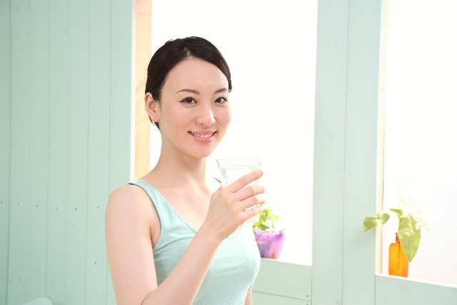 水分補給で老廃物を排出できる