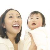 赤ちゃんの水分補給は母乳だけで大丈夫？