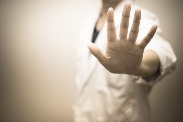 水分補給に清涼飲料水を飲むのはNG