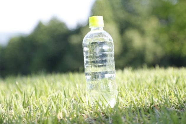 外出時の赤ちゃんの水分補給はどうしたらいい 公式 アルピナウォーター 外出時の赤ちゃんの水分補給はどうしたらいい 公式 アルピナウォーター