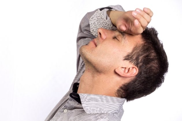 お酒は水分補給になるの?