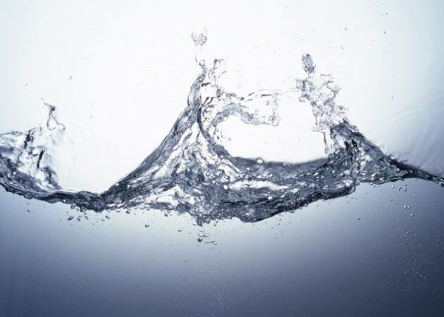 赤ちゃんに哺乳瓶で水分補給させるときのポイント