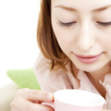 ふだんの水分補給は温かい飲み物の方が適している？