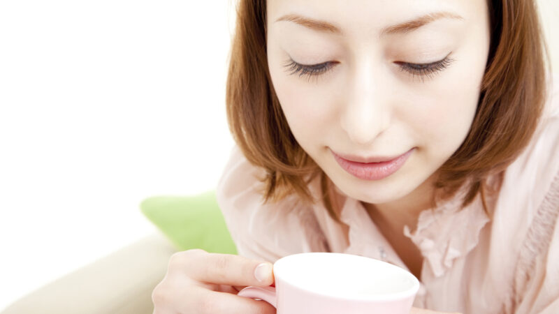 ふだんの水分補給は温かい飲み物の方が適している？