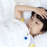 熱が出たときは水飲むことで風邪を早く治せる？