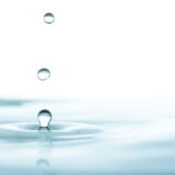 妊婦さんは塩化カルシウム入りのお水を飲んでもいい？