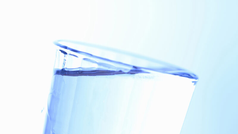 妊婦さんの水分補給は常温がいいってホント？