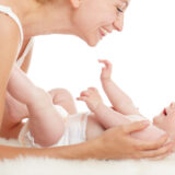 【保存版】産後は水分不足になりやすい？水分摂取のポイントは