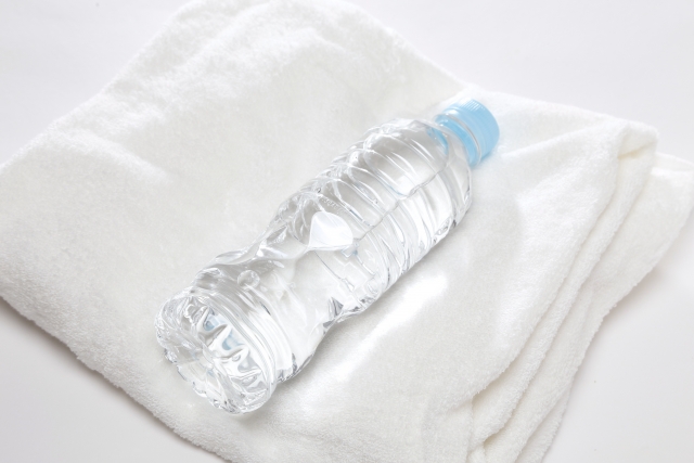 お水を10分口に含むとデトックスできるの？