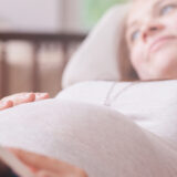 妊娠中の水分補給が羊水にもたらす影響とは？