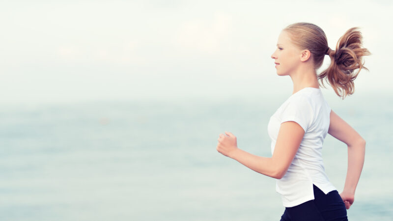 有酸素運動時に水分補給が欠かせないのはなぜ？