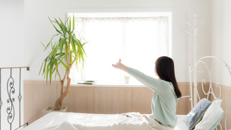 ダイエット中は寝起きに水分を摂るべき？