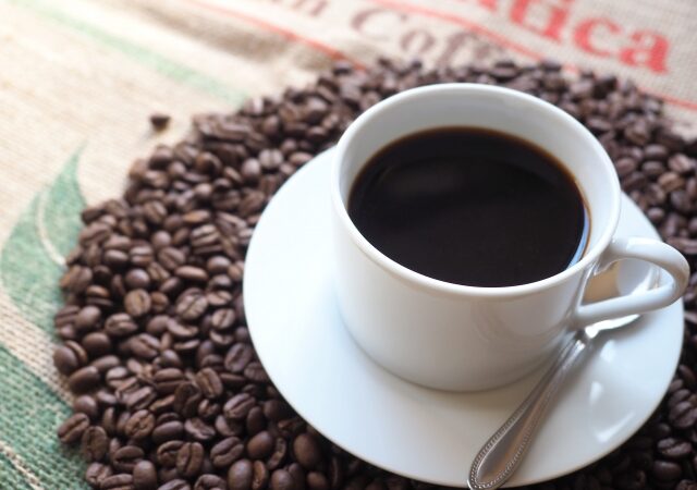 便秘の症状とコーヒーの飲みすぎには関係があるの?