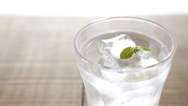 アルコールの代謝が悪いと、肝臓に負担をかけますか?