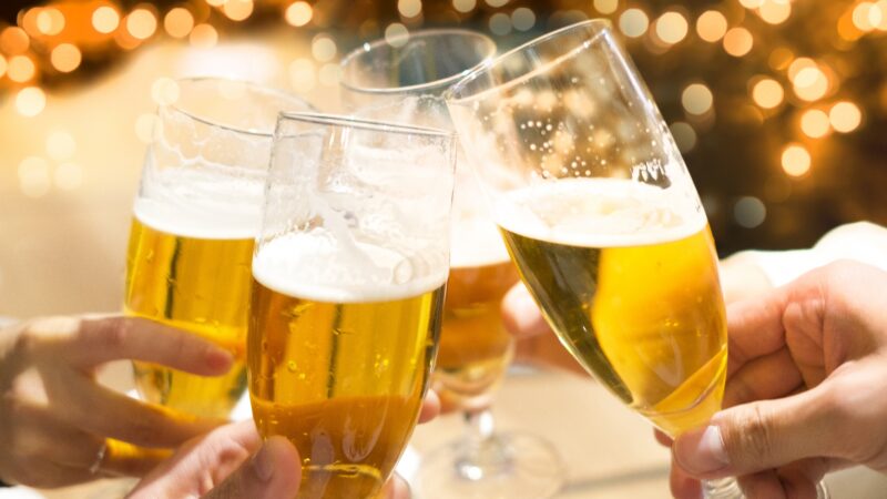 酔いやすいのは水分不足が関係している？