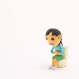 便秘のときの寒気は症状のサイン？