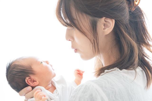 カフェインを摂りすぎたときの緊急対策と赤ちゃんへの影響回避法