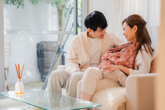 1か月経っても母乳が出ないときのミルク併用のコツ