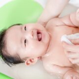 新生児のお風呂は毎日必要？ママの不安を解消する入浴ガイド